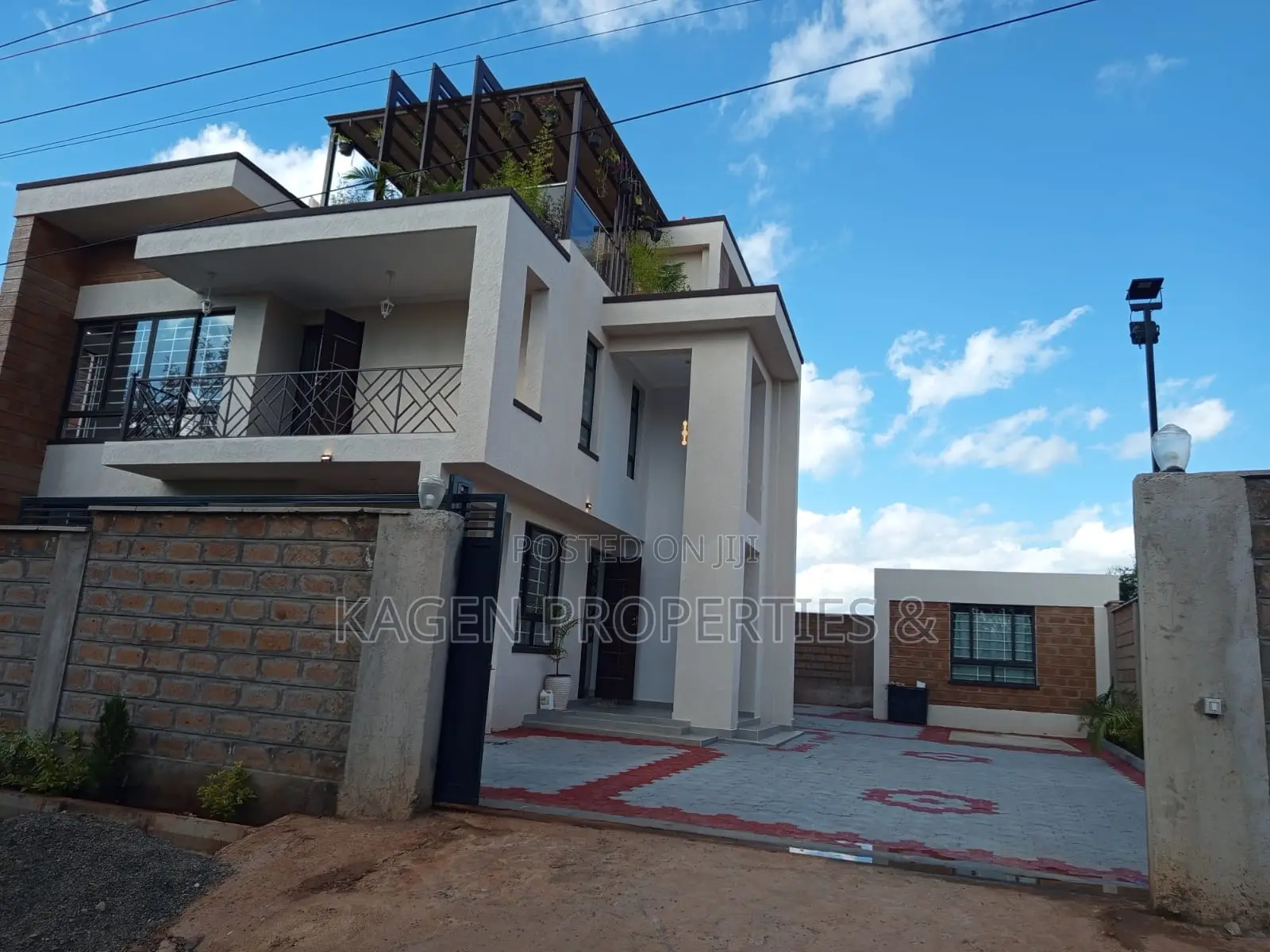 4bdrm Townhouse/Terrace in Ongata Romgai, Rimpa for sale in Rimpa