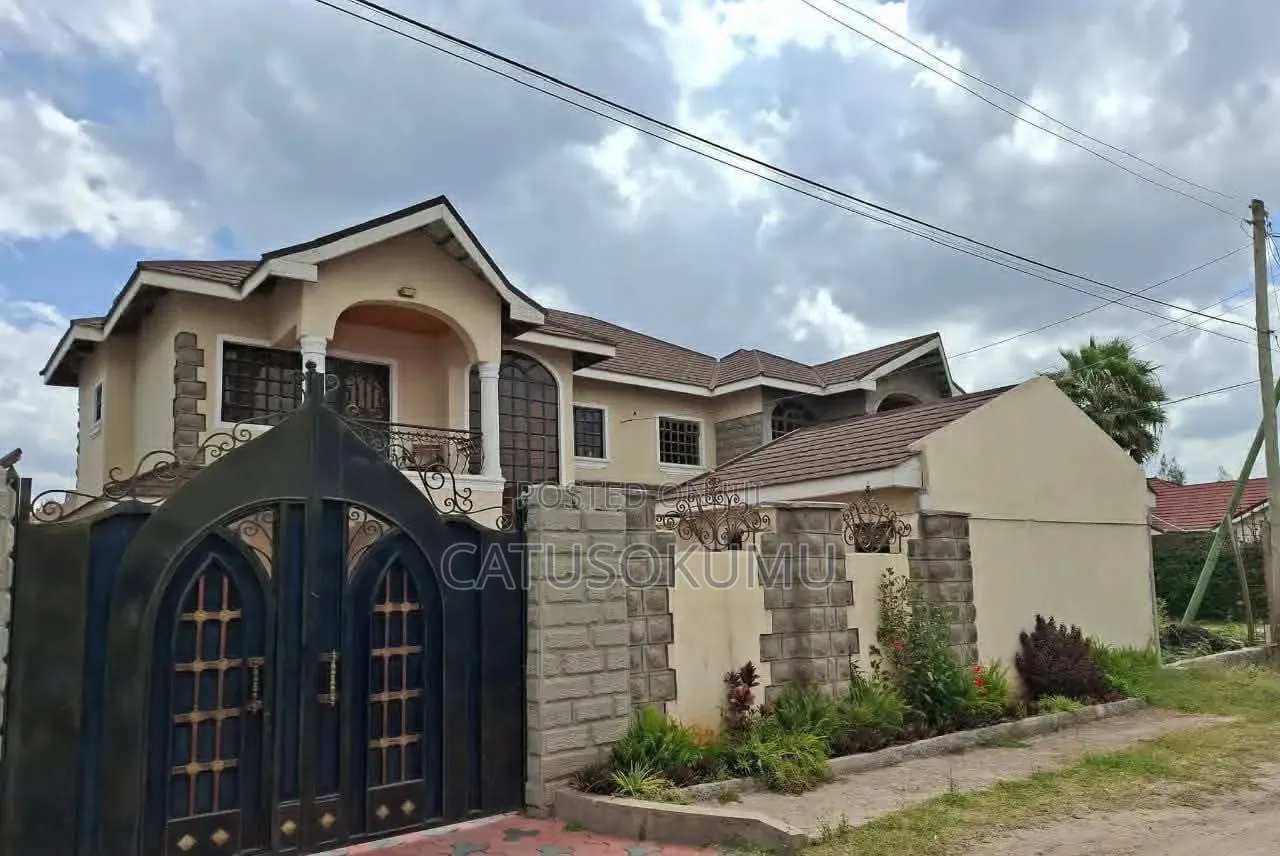 4bdrm Maisonette in Syokimai, Gateway Mall Area for rent in Gateway Mall Area
