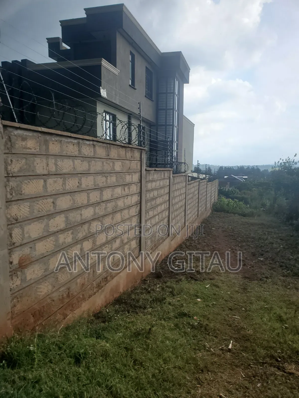 1/8 Plot Inside Rio Plains View Estates in Karai