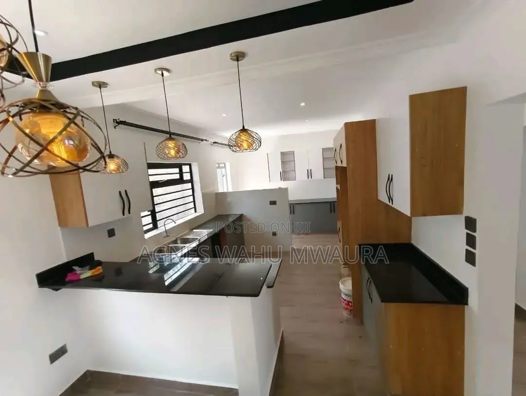 3bdrm Bungalow in Matasia for sale in Matasia