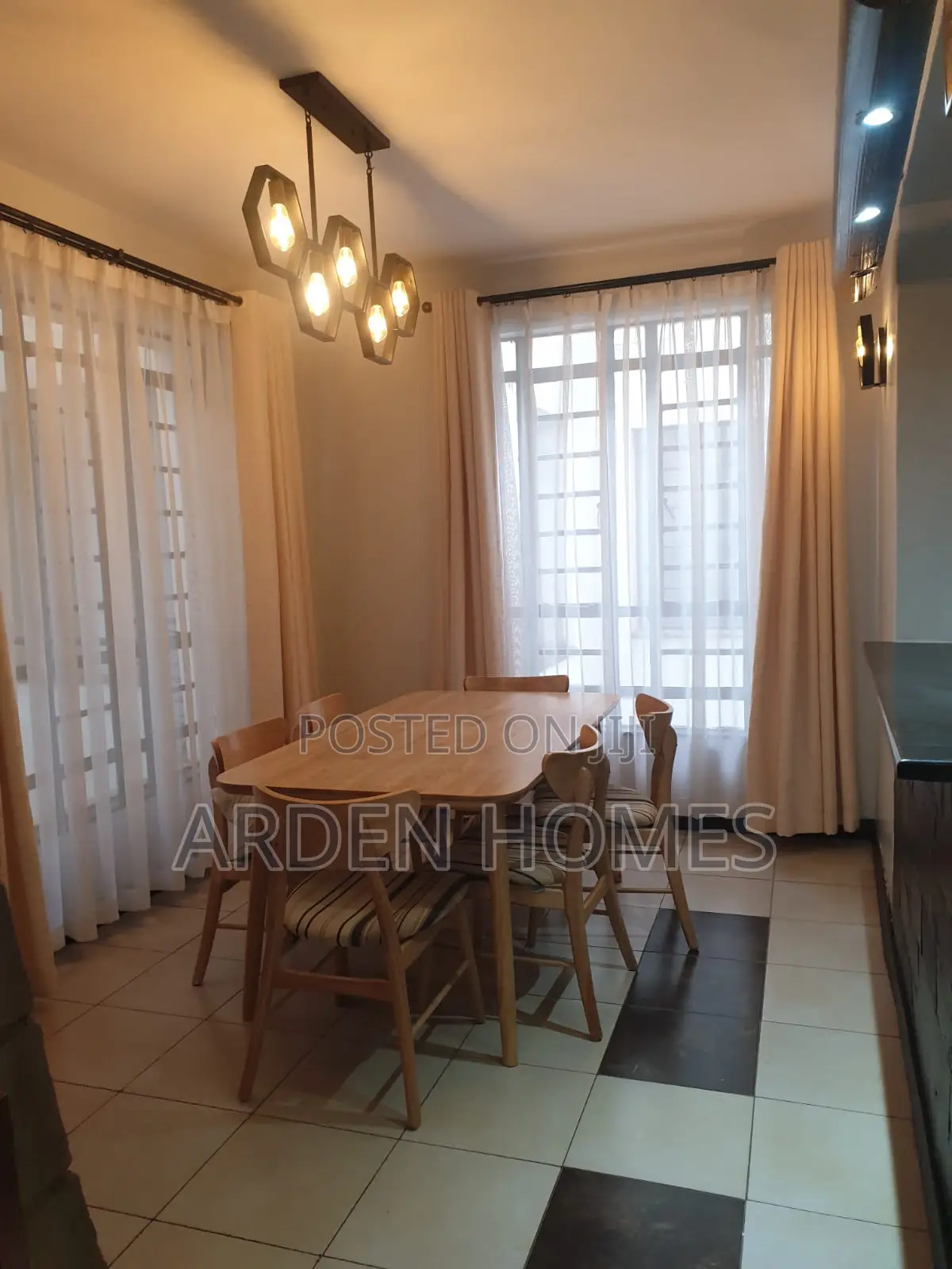 Furnished 5bdrm Penthouse in Raphta Road Area for rent in Raphta Road Area