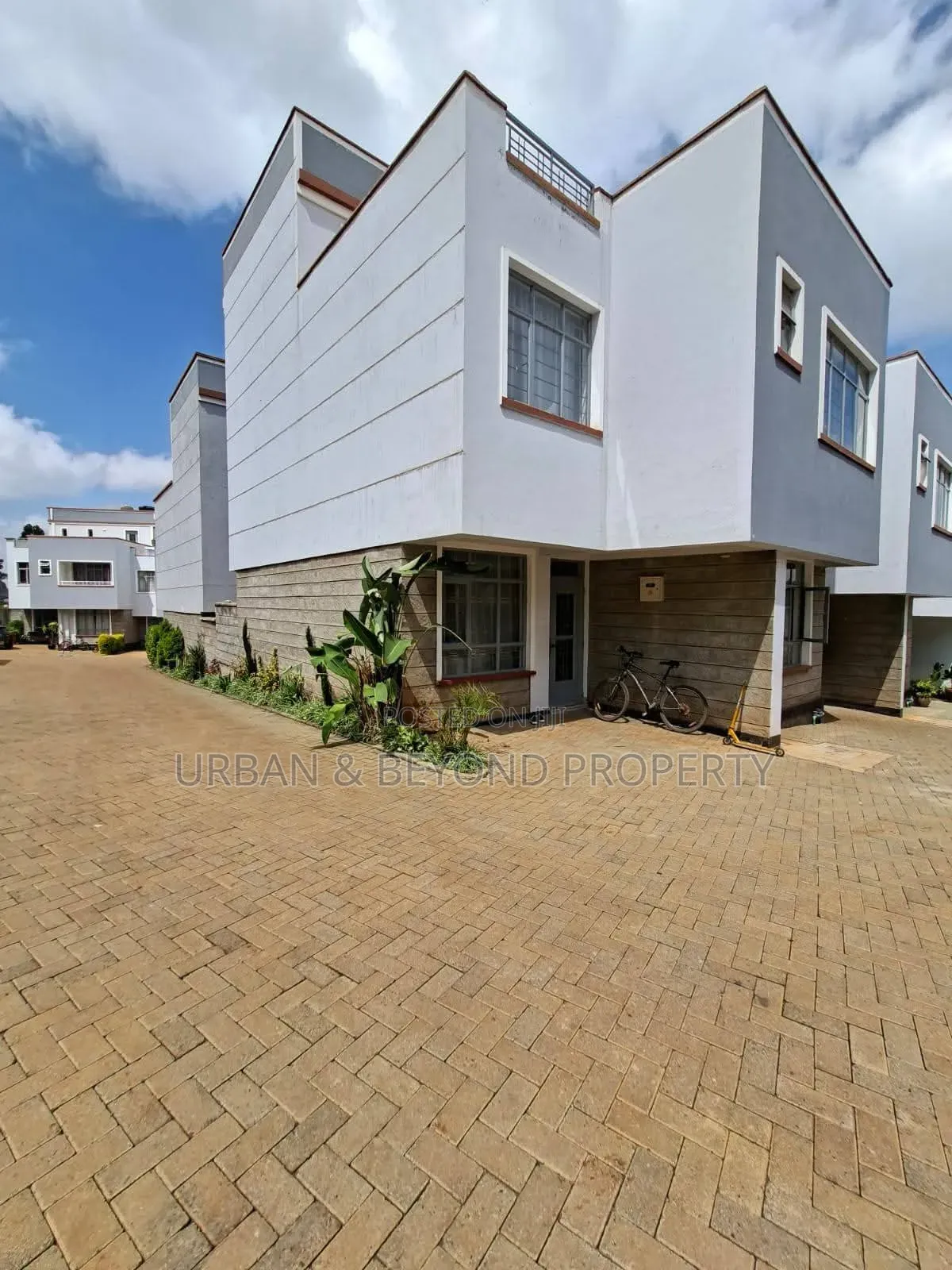 4bdrm Townhouse / Terrace in Karai for rent in Karai