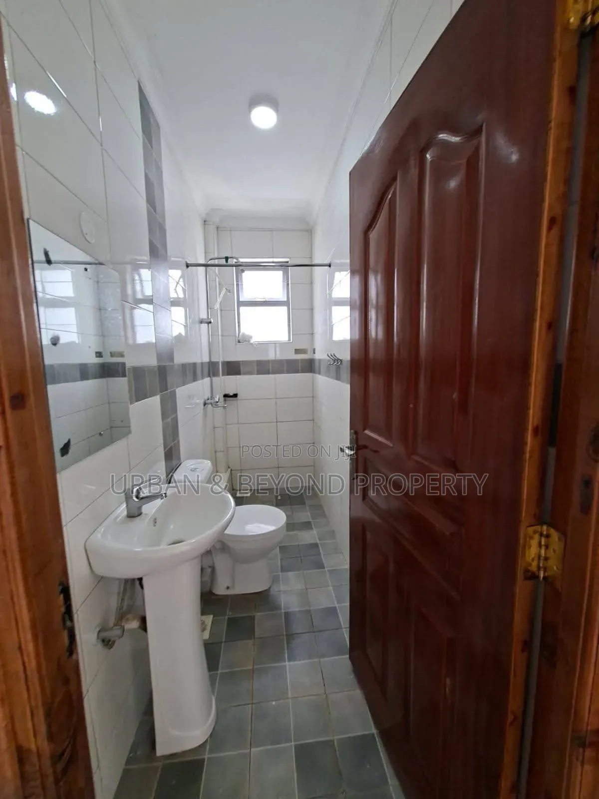 4bdrm Townhouse / Terrace in Karai for rent in Karai