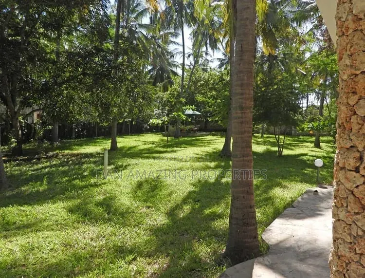 Furnished 5bdrm Villa in Garoda On 1 Acre, Watamu for sale in Watamu
