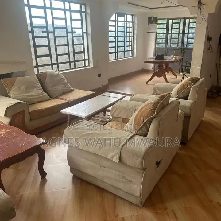 4bdrm Maisonette in Kandisi for sale in Kandisi