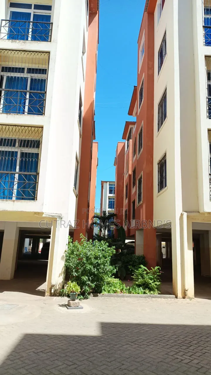 Four Bedrooms House With Swimming Pool. in Mtambo