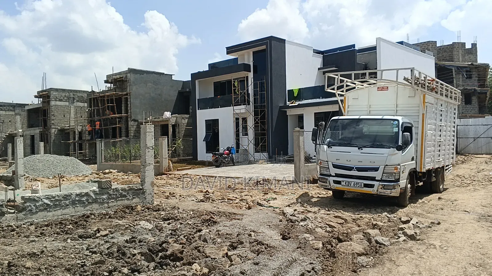 5bdrm Maisonette in Palm Court, Kimbo for sale in Kimbo