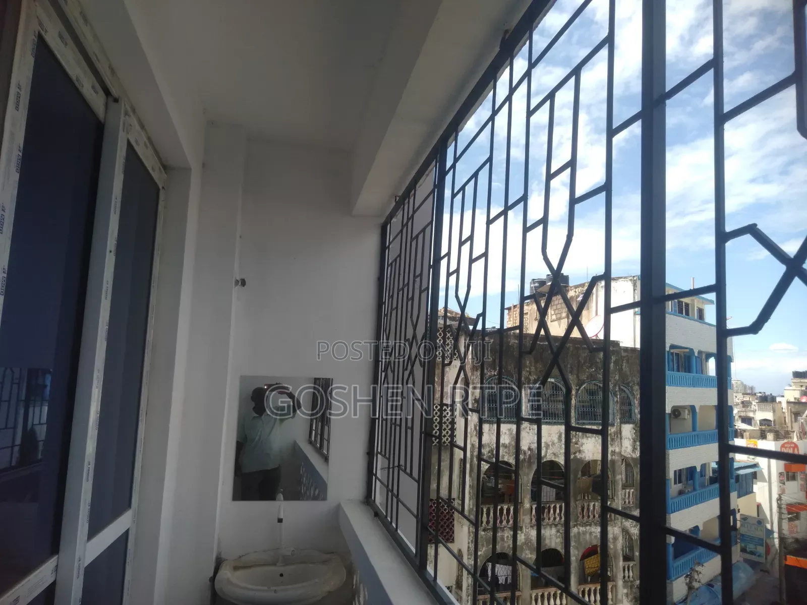 2bdrm Apartment in Bondeni for rent in Bondeni