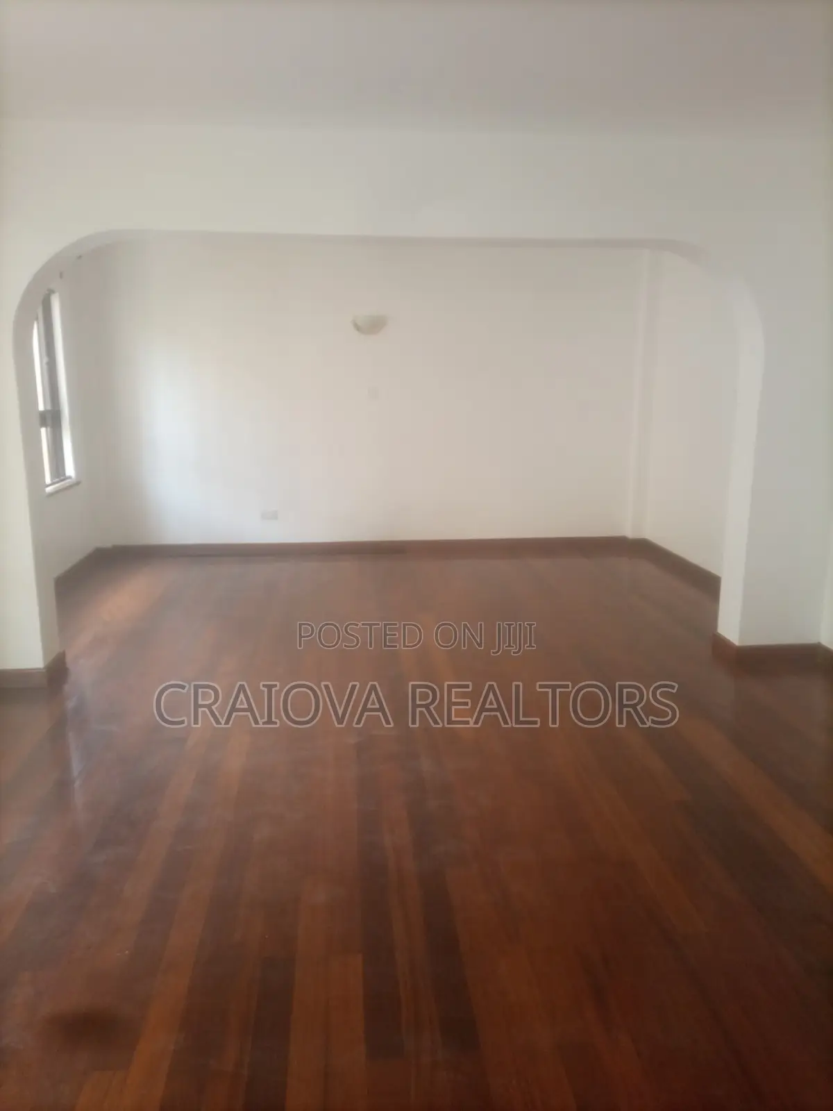5bdrm Penthouse in Valley Arcade for rent in Valley Arcade