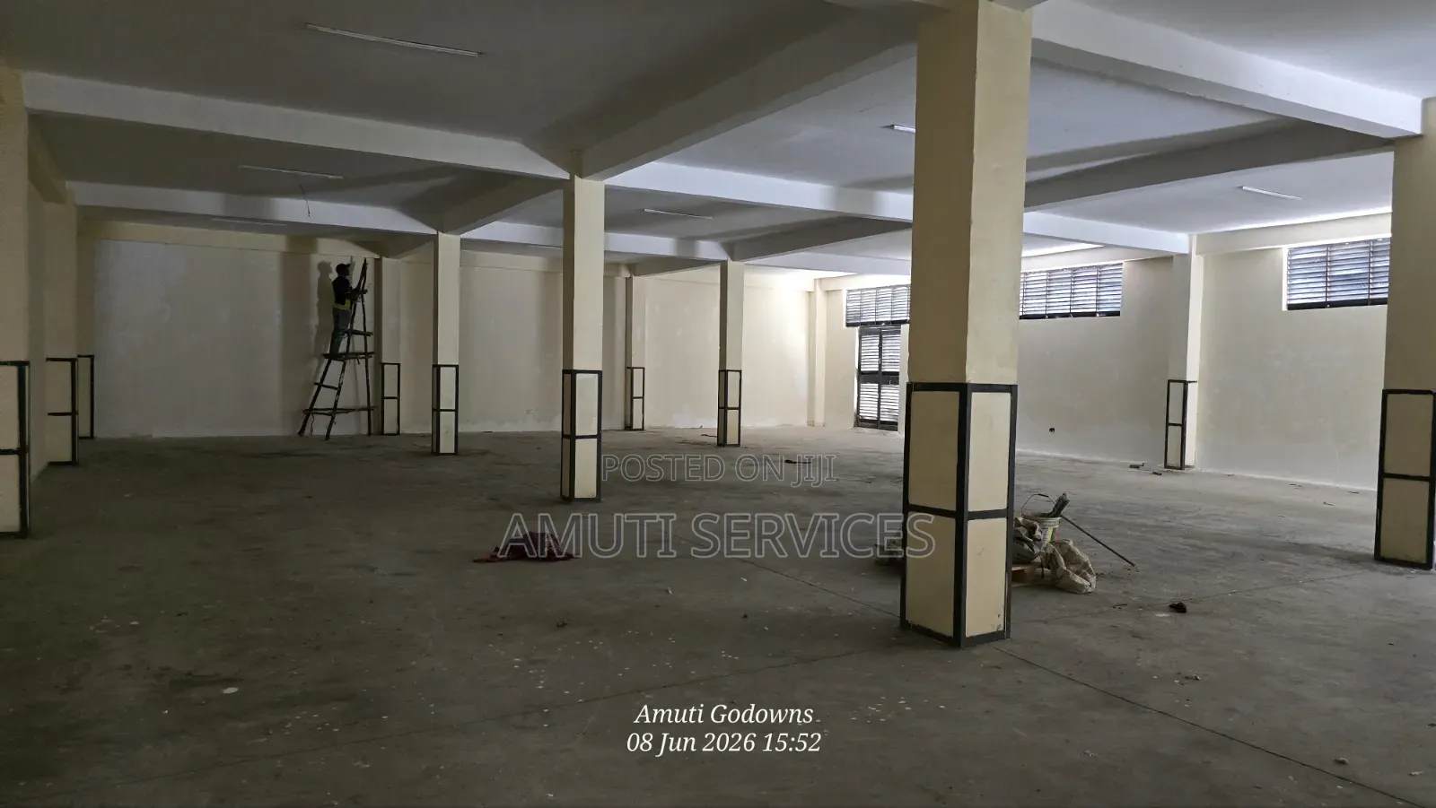 Athiriver: 10,000 SQFT Godown for Rent in DayStar Area