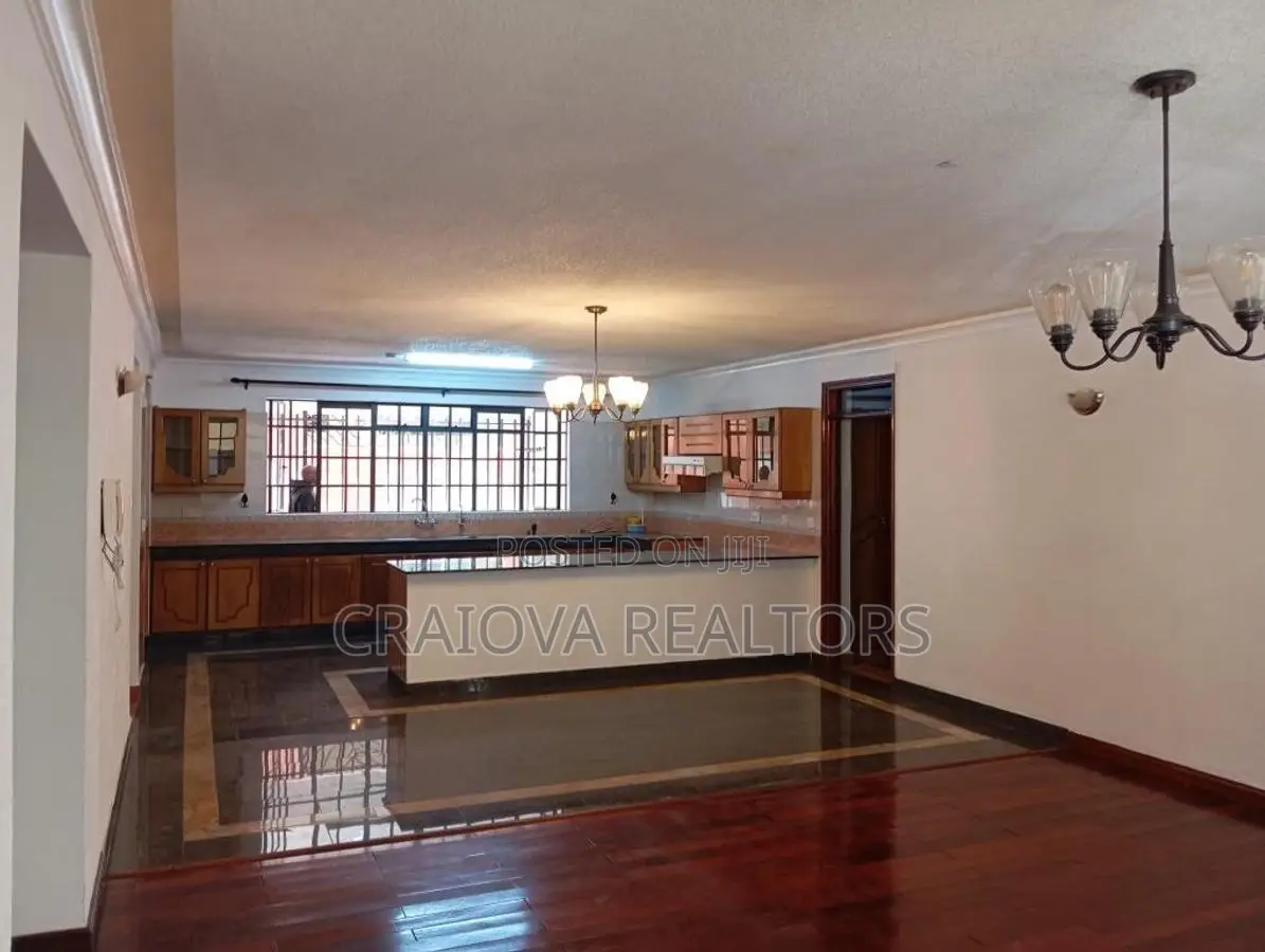 4bdrm Duplex in Valley Arcade for rent in Valley Arcade