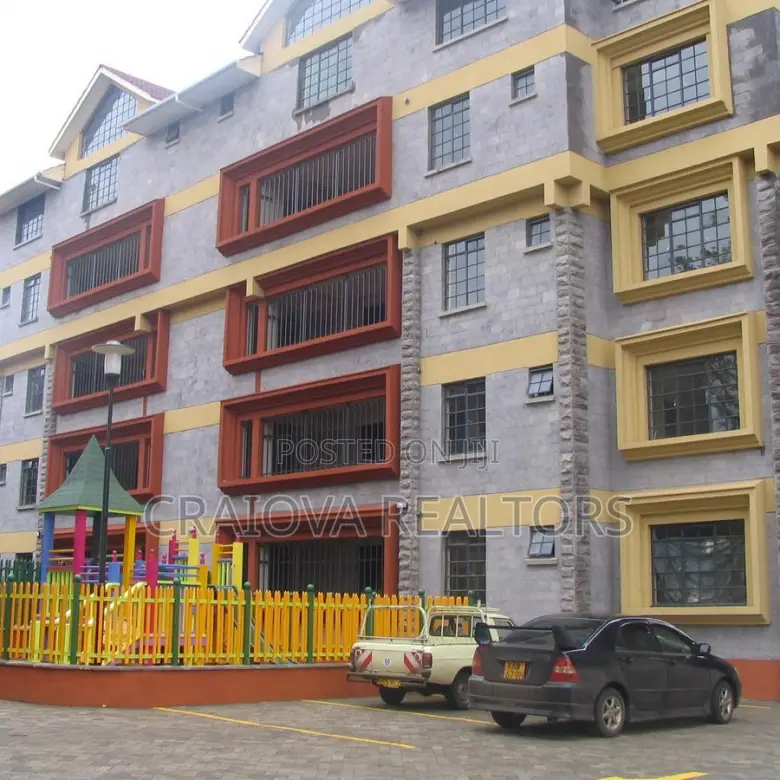 4bdrm Duplex in Valley Arcade for rent in Valley Arcade