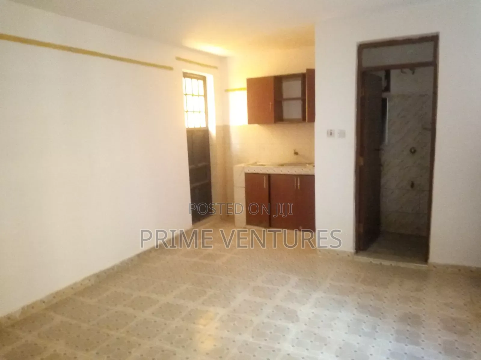 Mini Flat in Donholm, Greenspan for rent in Greenspan