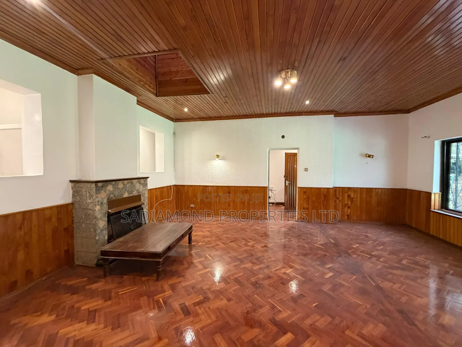 4bdrm Villa in Spring Valley for rent in Spring Valley