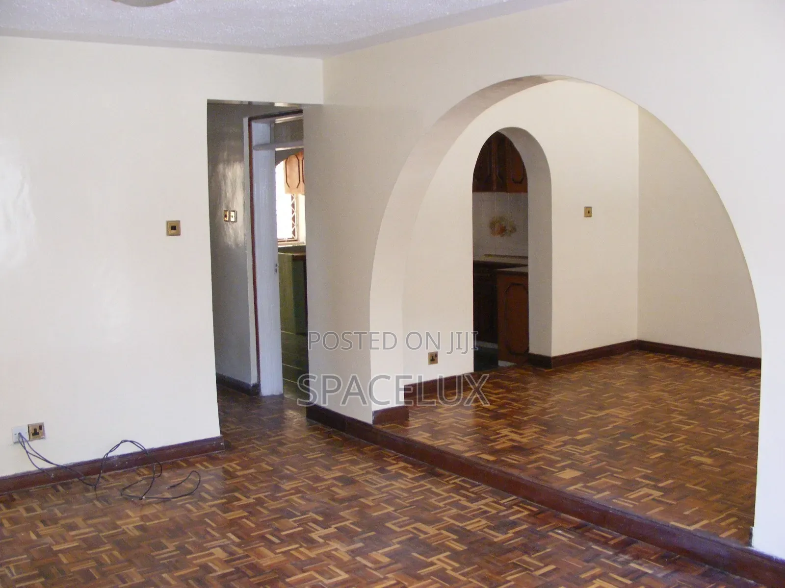 4bdrm Townhouse/Terrace in Lavington, Valley Arcade for sale in Valley Arcade