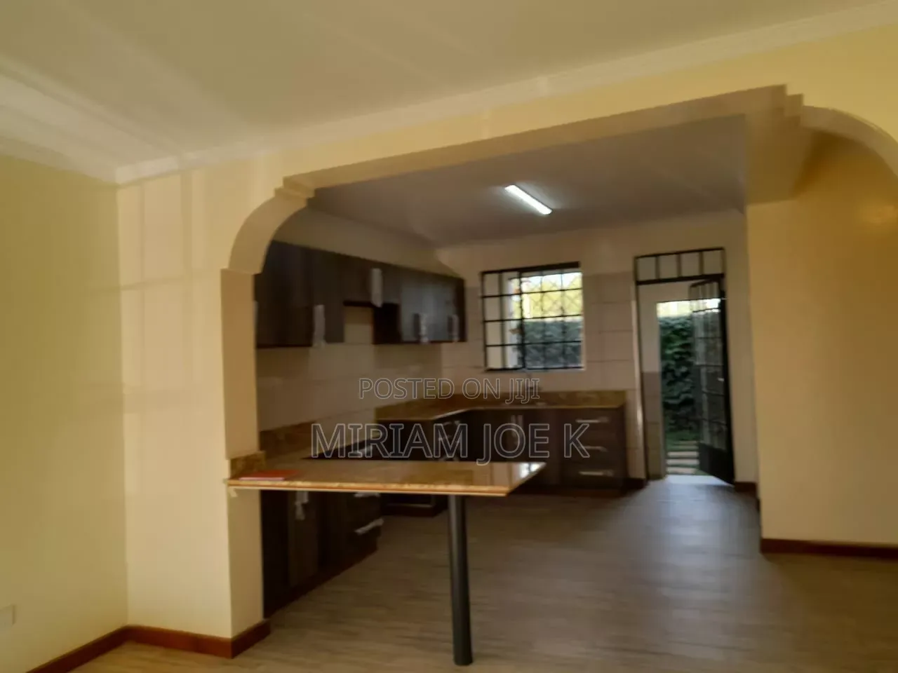 4bdrm Townhouse / Terrace in Mugutha, Kimbo for rent in Kimbo