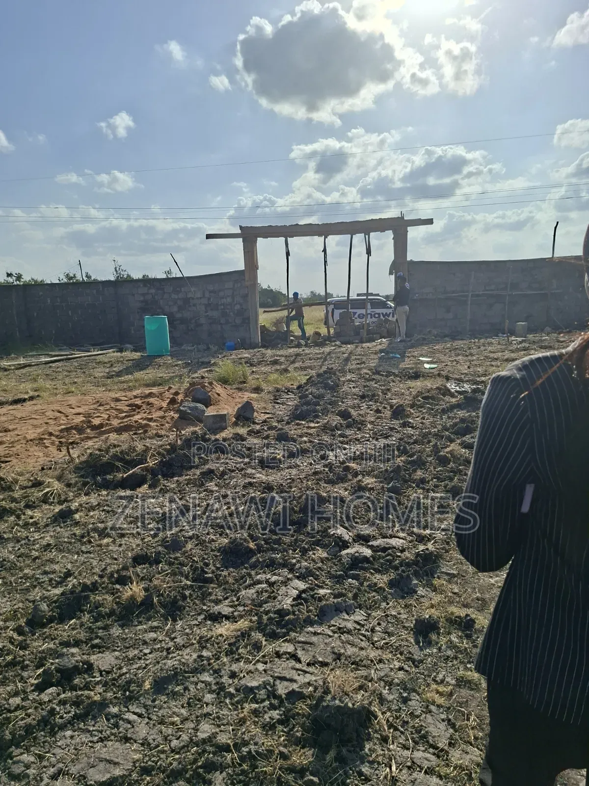 Biy and Build Immediately Jr in Kalimoni