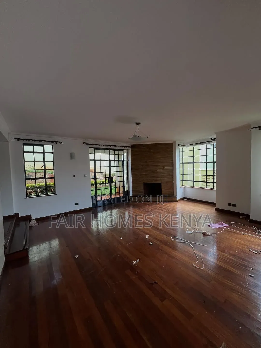 5bdrm Townhouse / Terrace in Maji Mazuri, Muthangari for rent in Muthangari