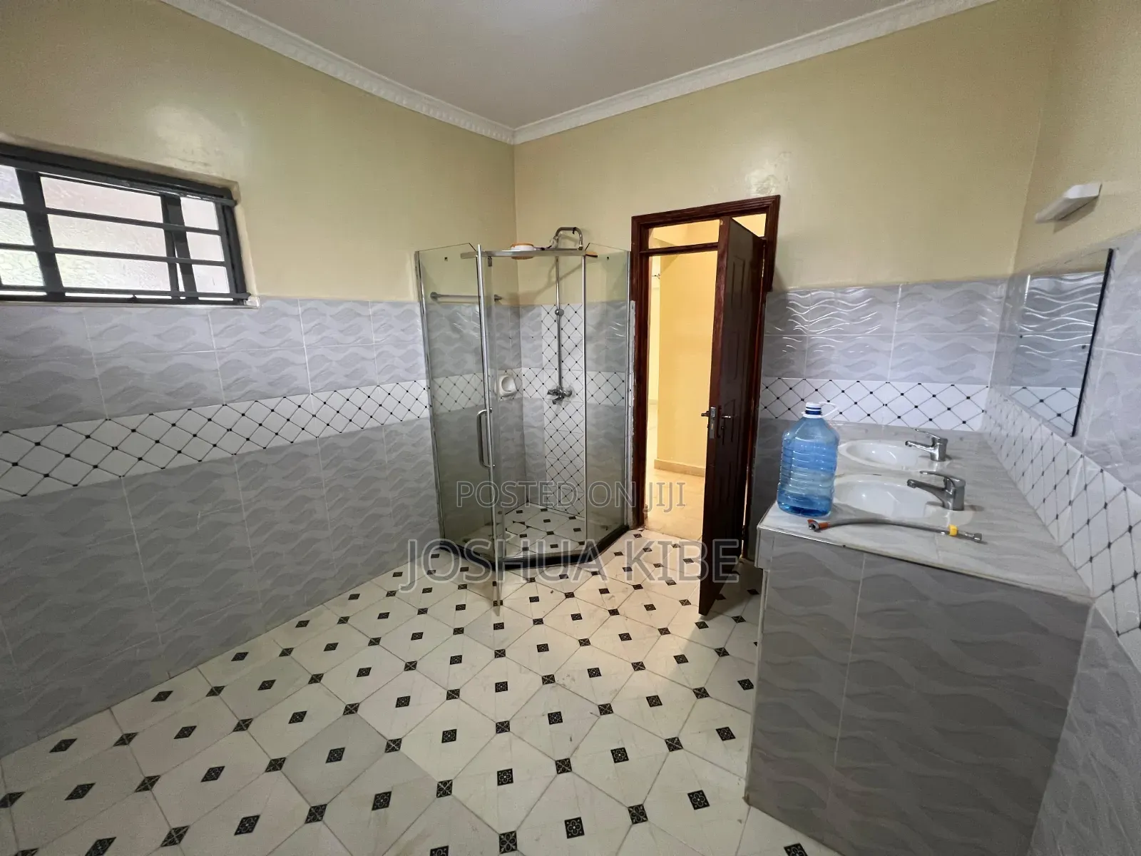 4bdrm Maisonette in Membley Estate for rent in Membley Estate