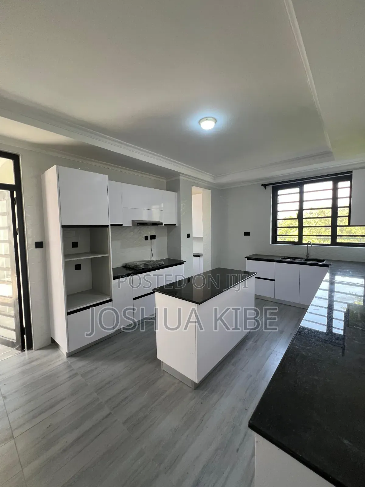 4bdrm Maisonette in Membley Estate for rent in Membley Estate