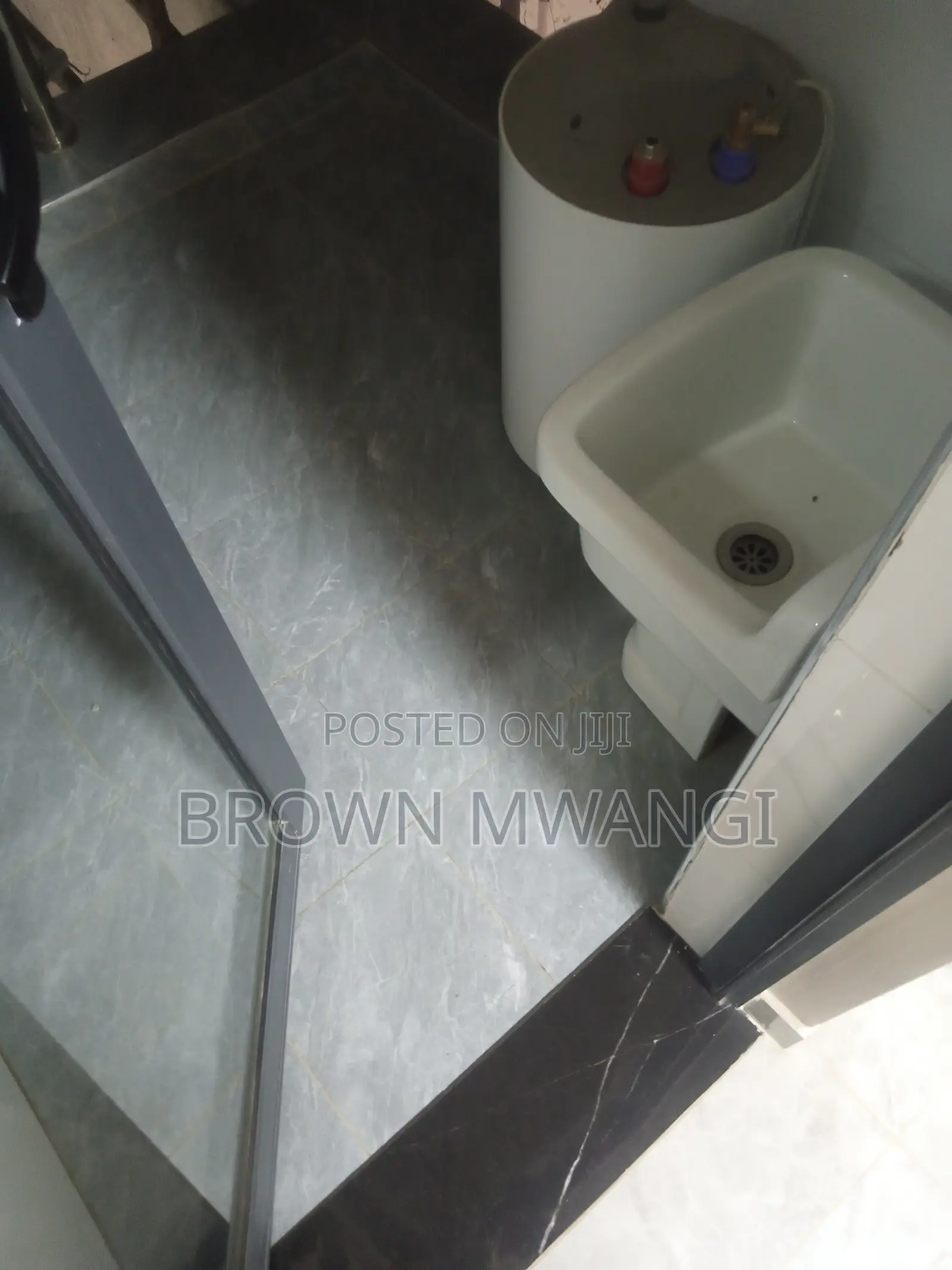 Furnished 2bdrm Apartment in Raphta Road Area for sale in Raphta Road Area