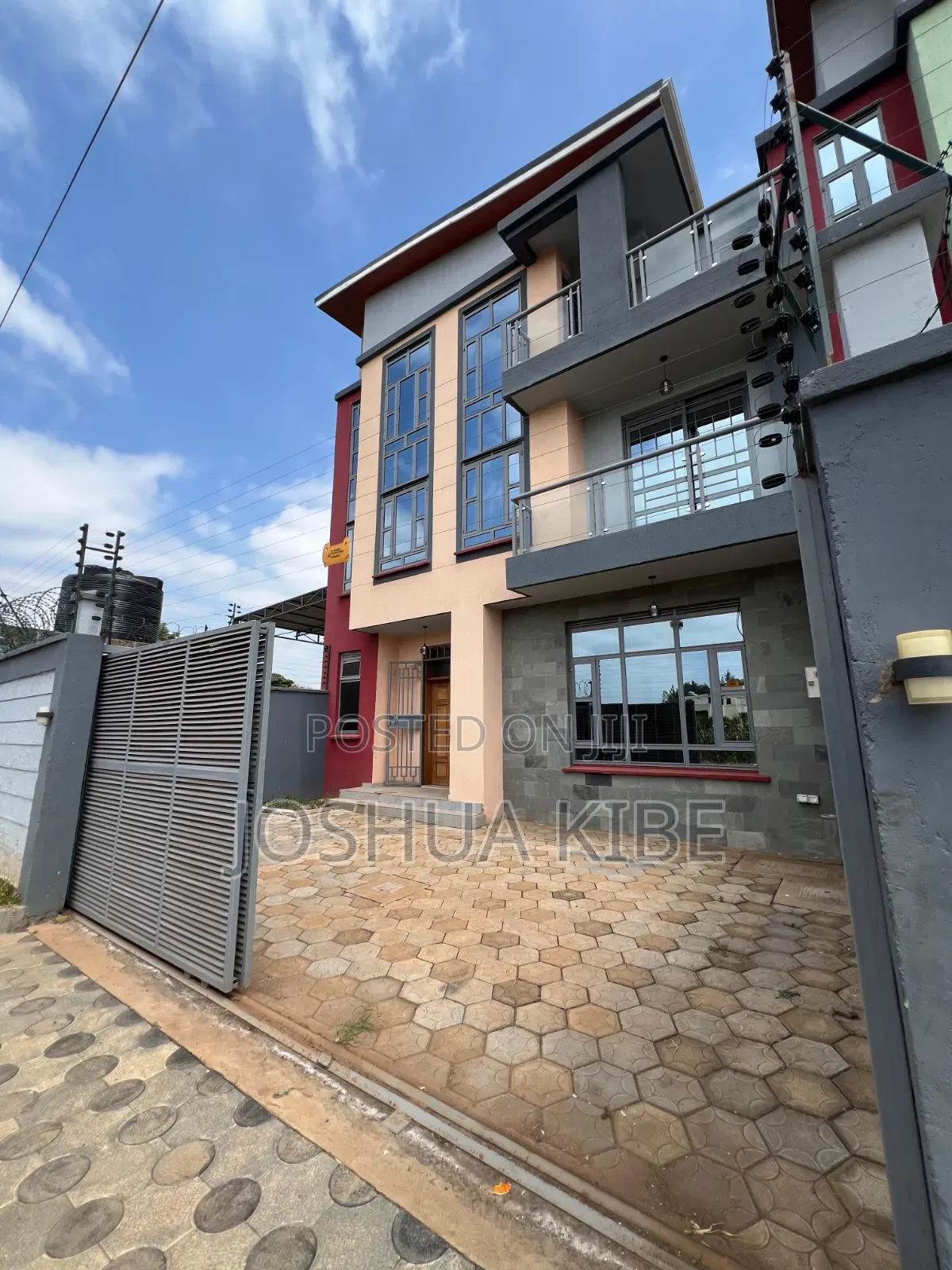 5bdrm Mansion in Membley Estate for rent in Membley Estate