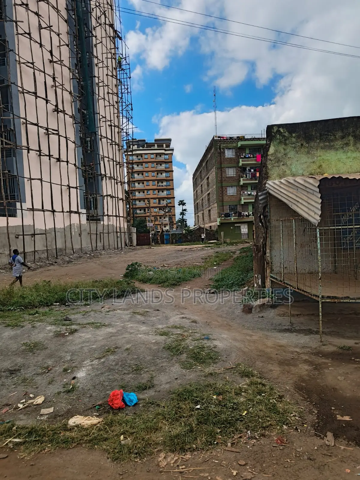 Commercial Plot for Sale in Thika Road at Ruiru Kihunguro. in Kamakis