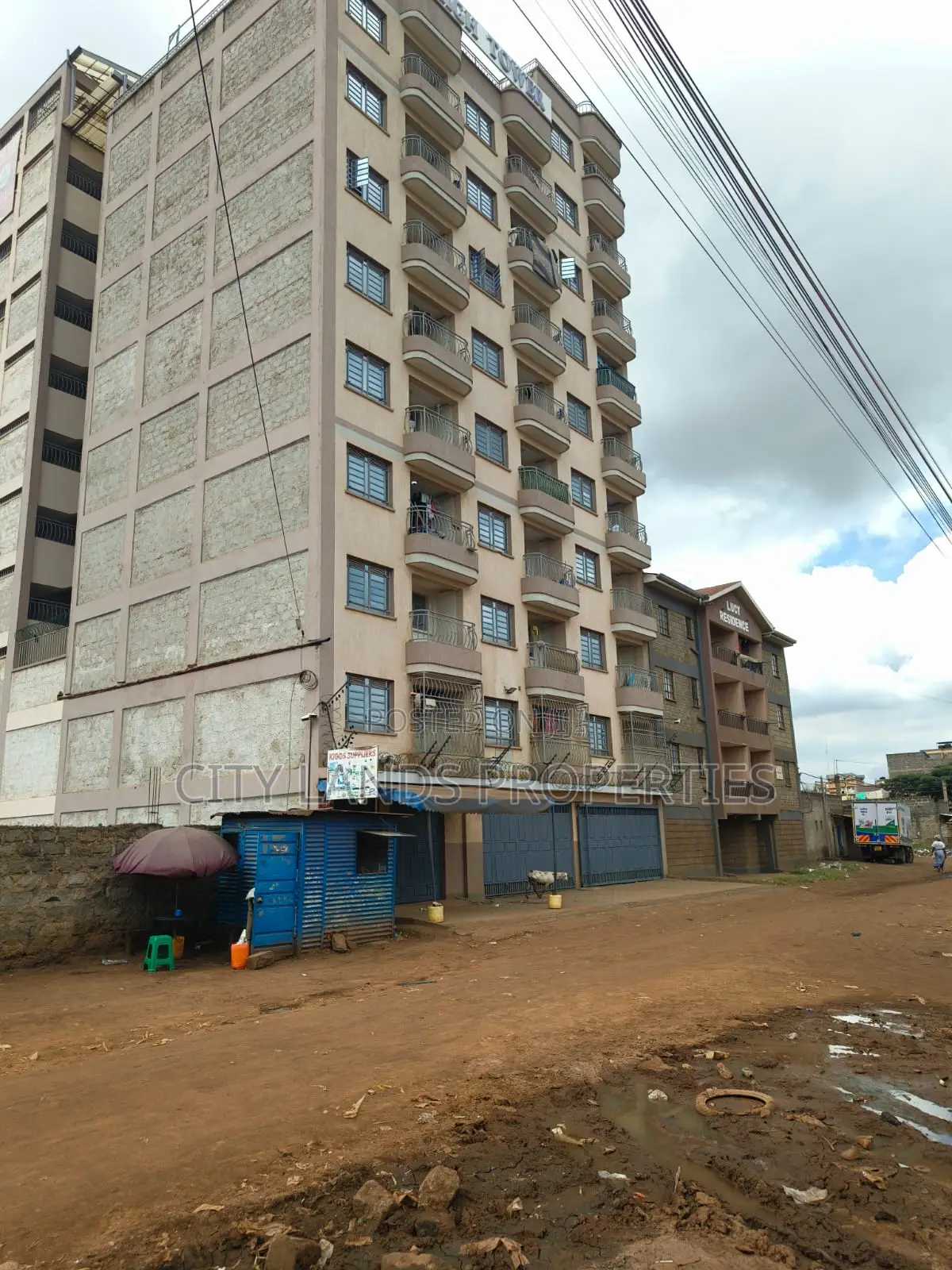 Commercial Plot for Sale in Thika Road at Ruiru Kihunguro. in Kamakis