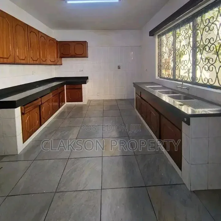 5bdrm Townhouse / Terrace in Kilimani, Hurlingham for rent in Hurlingham