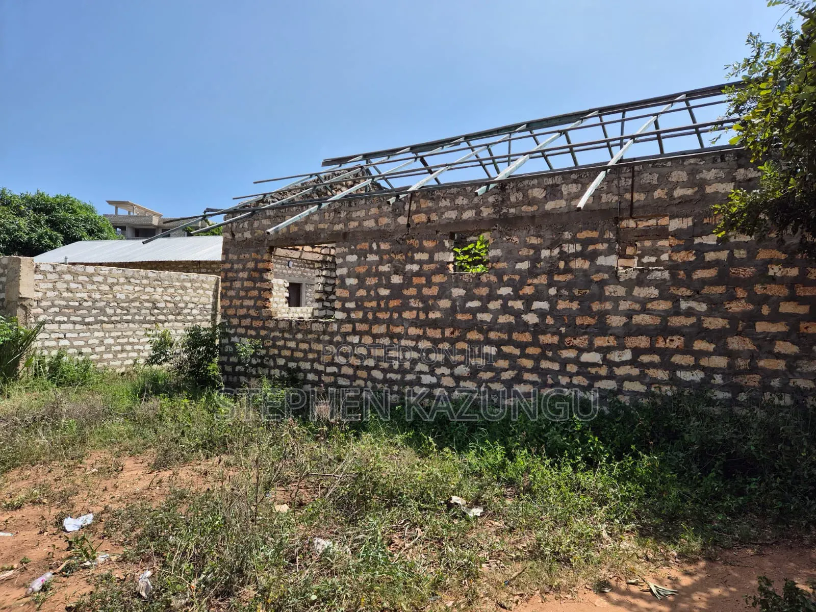 13bdrm House in Bambini, Ukunda for sale in Ukunda