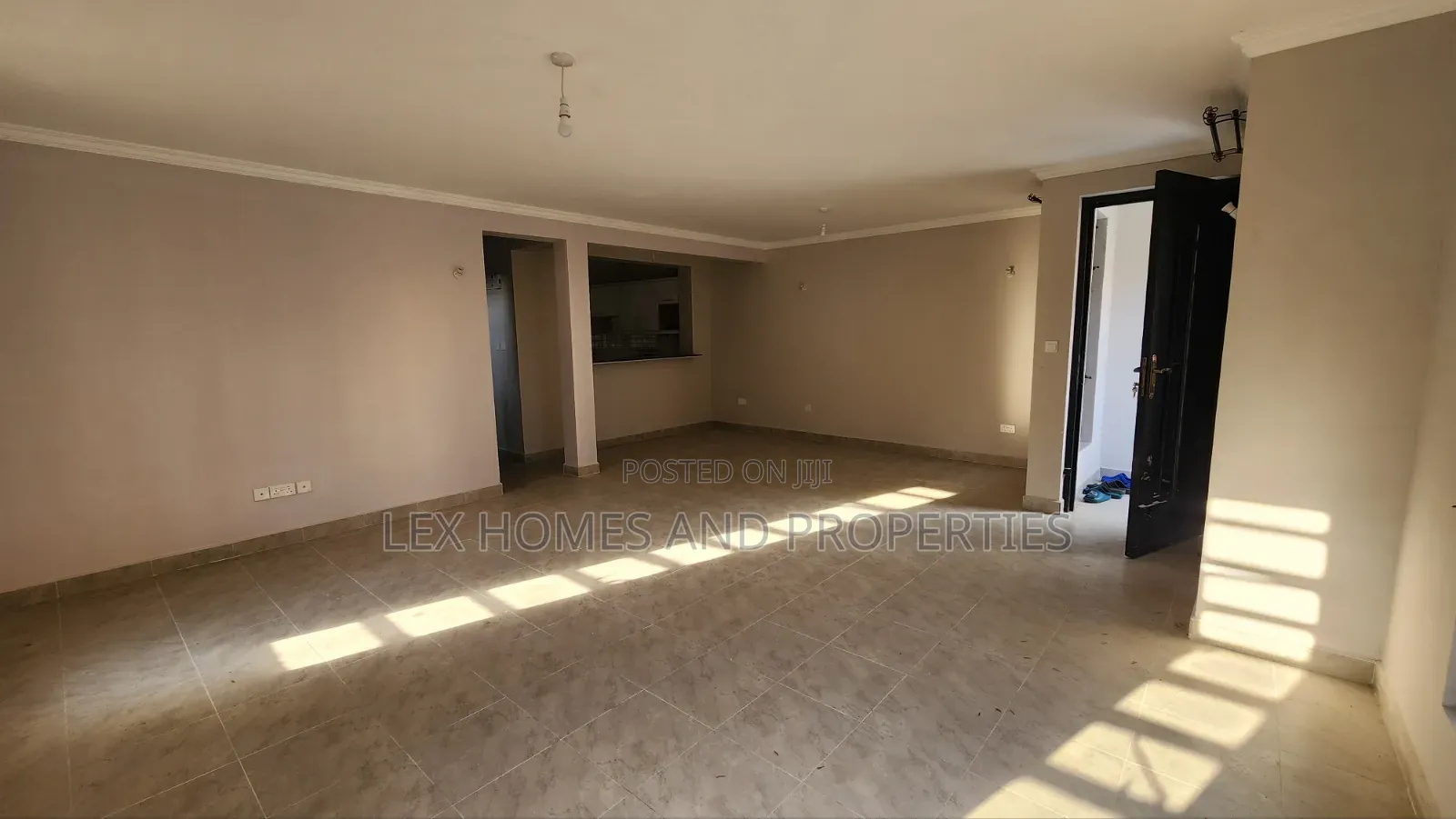 3bdrm Townhouse / Terrace in Oloika for rent in Oloika