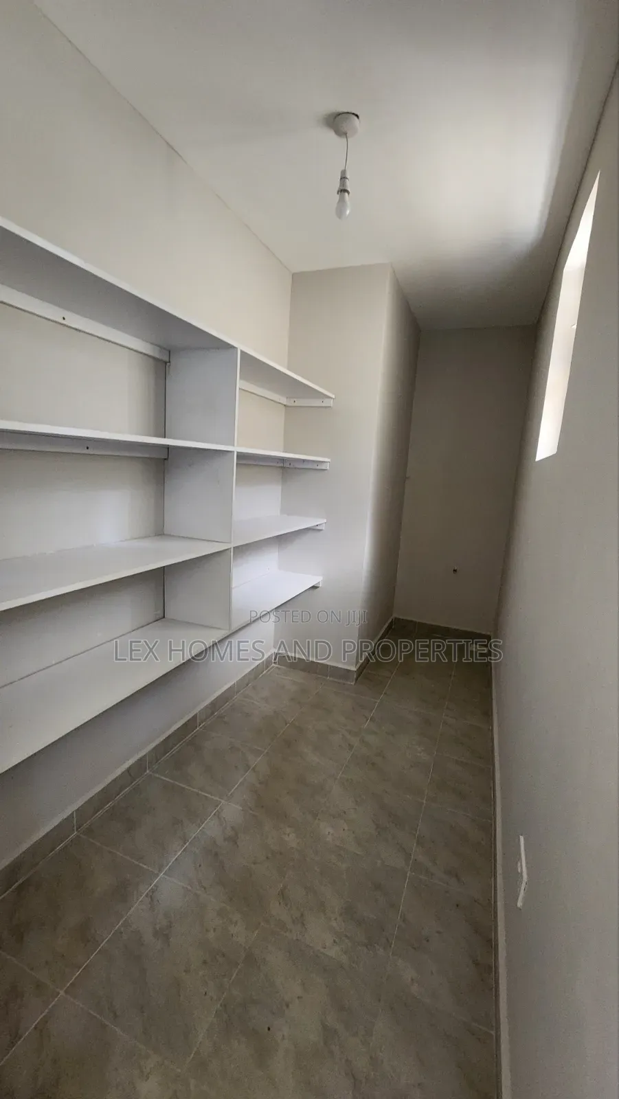 3bdrm Townhouse / Terrace in Oloika for rent in Oloika