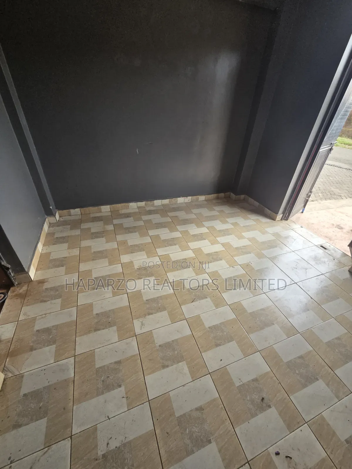 Shop for Rent in Kikuyu Town in Kidfarmaco