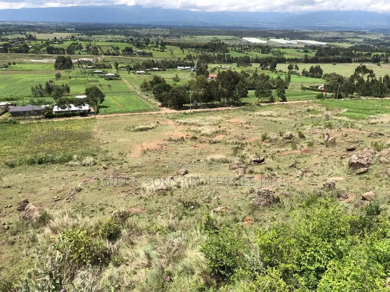 2acres on a Cliff in Olkalau Nyandarua County in Karau