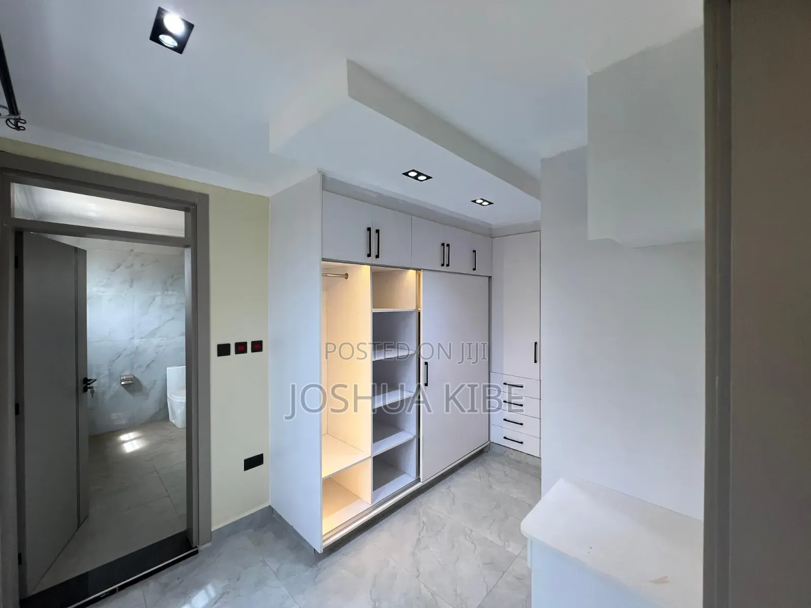 4bdrm Mansion in Membley Estate for sale in Membley Estate