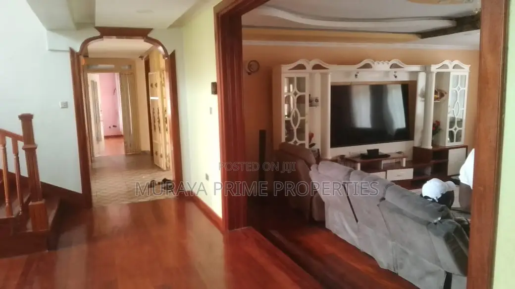 9bdrm Maisonette in Karen-Kerarapon for sale in Kerarapon