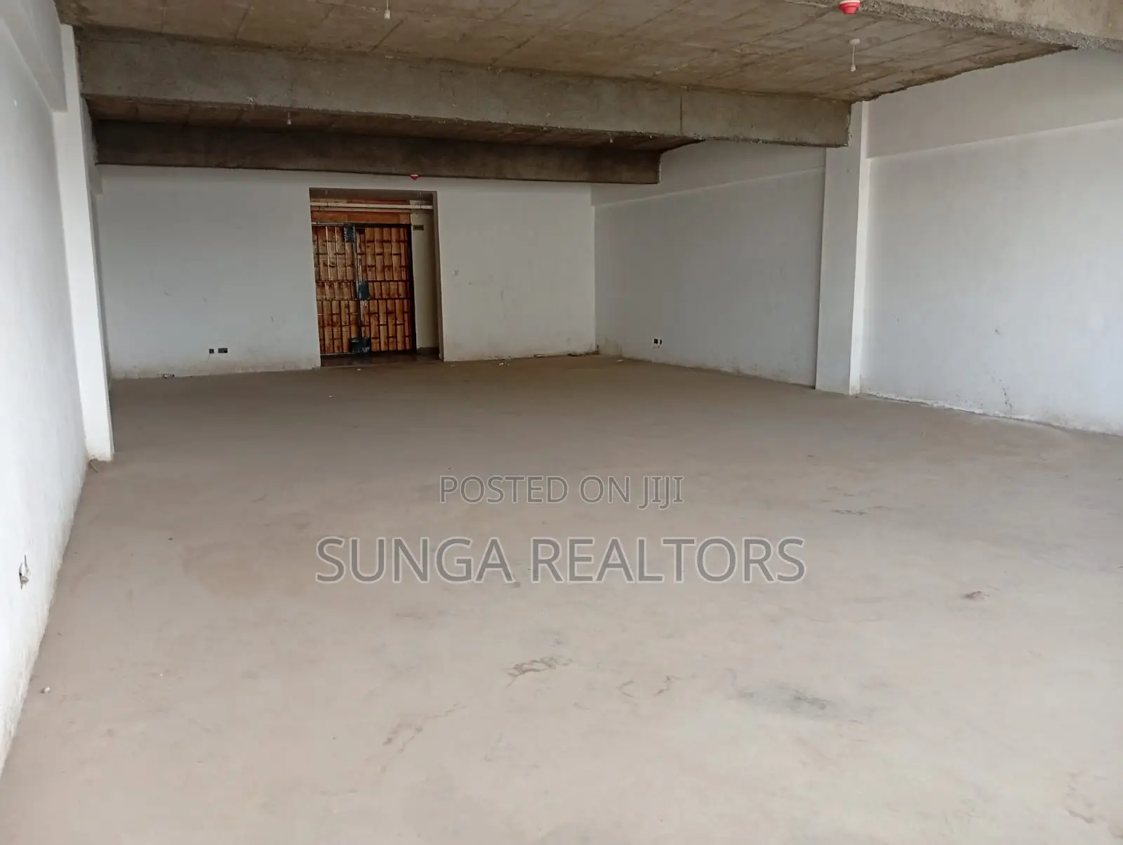 Warehouse for Rent in Baba Dogo in Baba Dogo