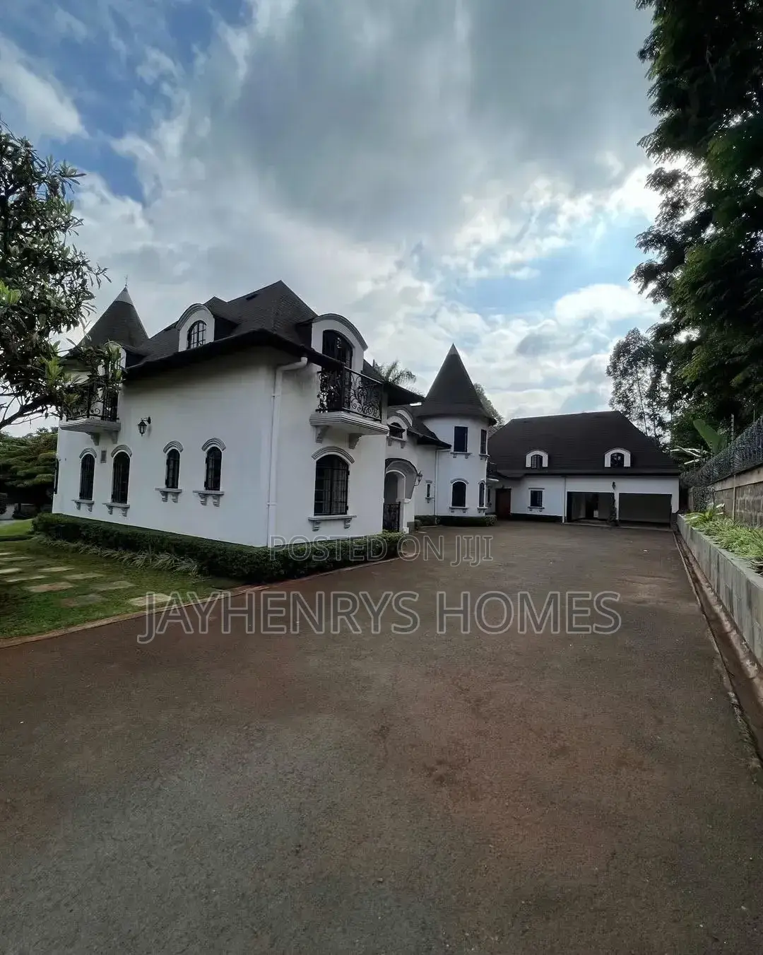 5bdrm Mansion in Kitisuru for sale in Kitisuru