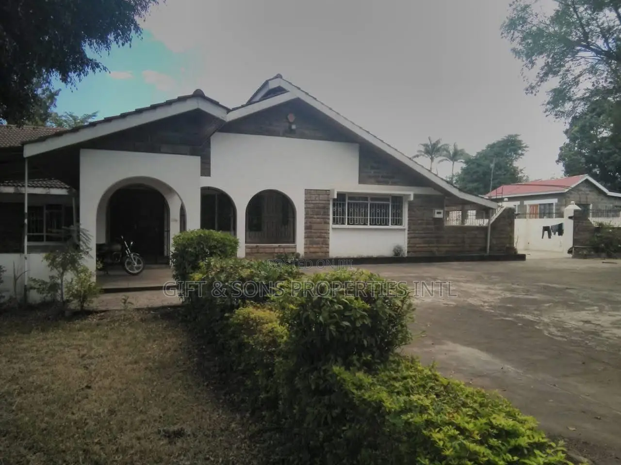 Commercial Land Fronting the Nairobi Nakuru Highway in Barnabas