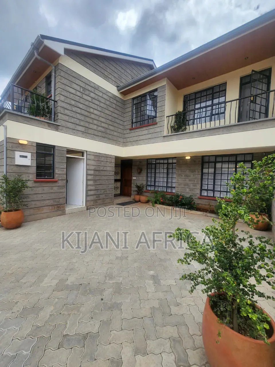 4bdrm House in Gateway Mall Area for rent in Gateway Mall Area