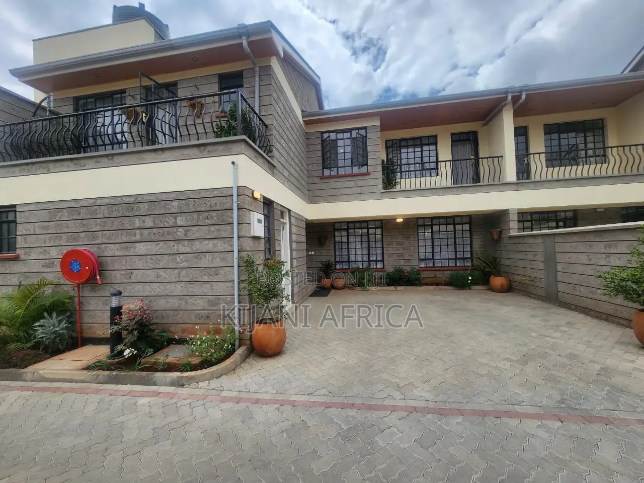 4bdrm House in Gateway Mall Area for rent in Gateway Mall Area