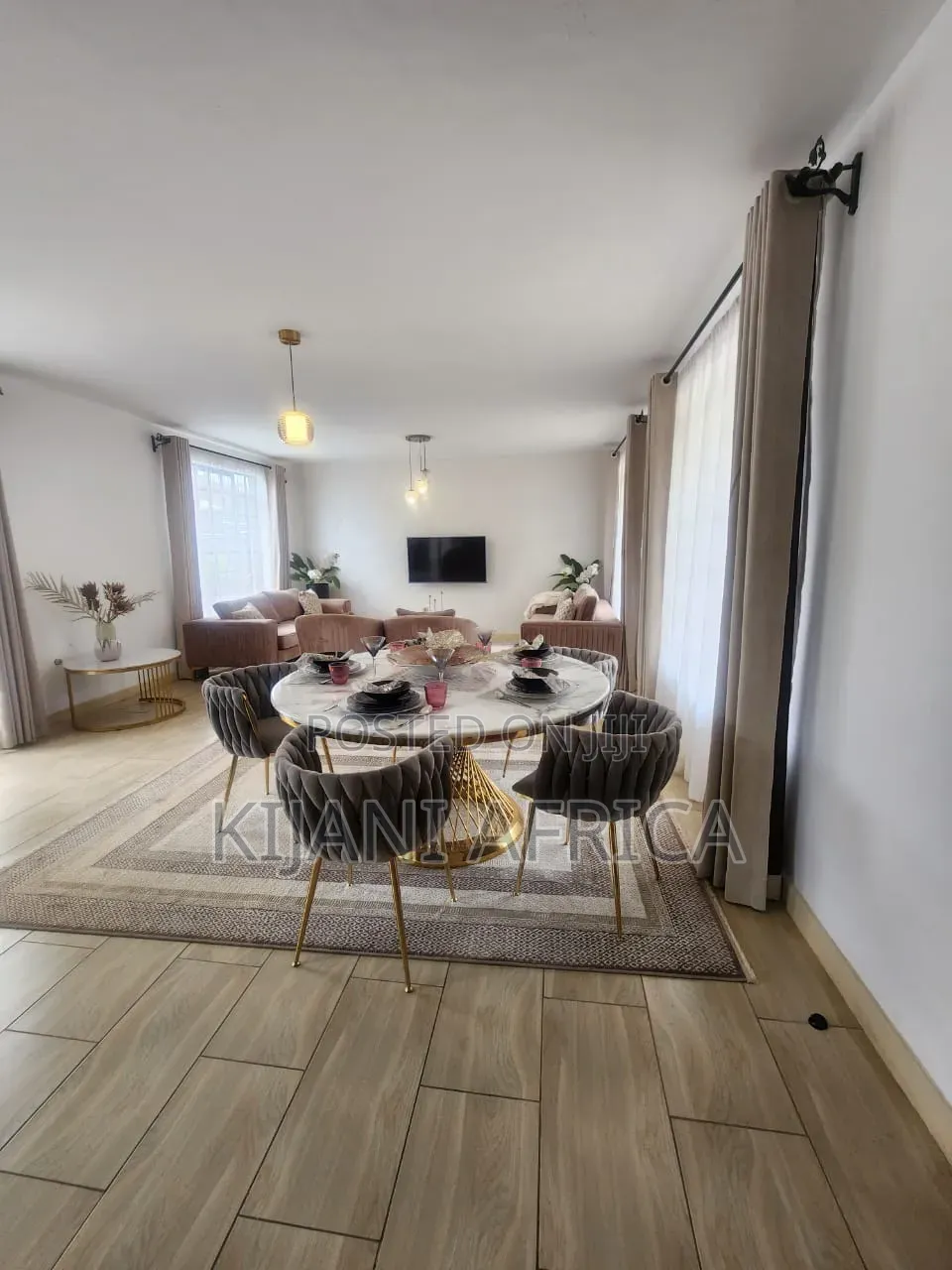 4bdrm House in Gateway Mall Area for rent in Gateway Mall Area