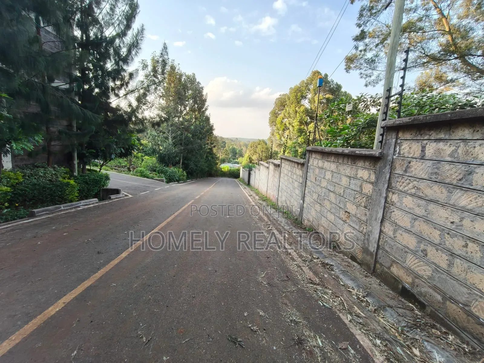 Red Soil Residential Quarter Acre Plot for Sale in Kerarapon Drive in Kerarapon