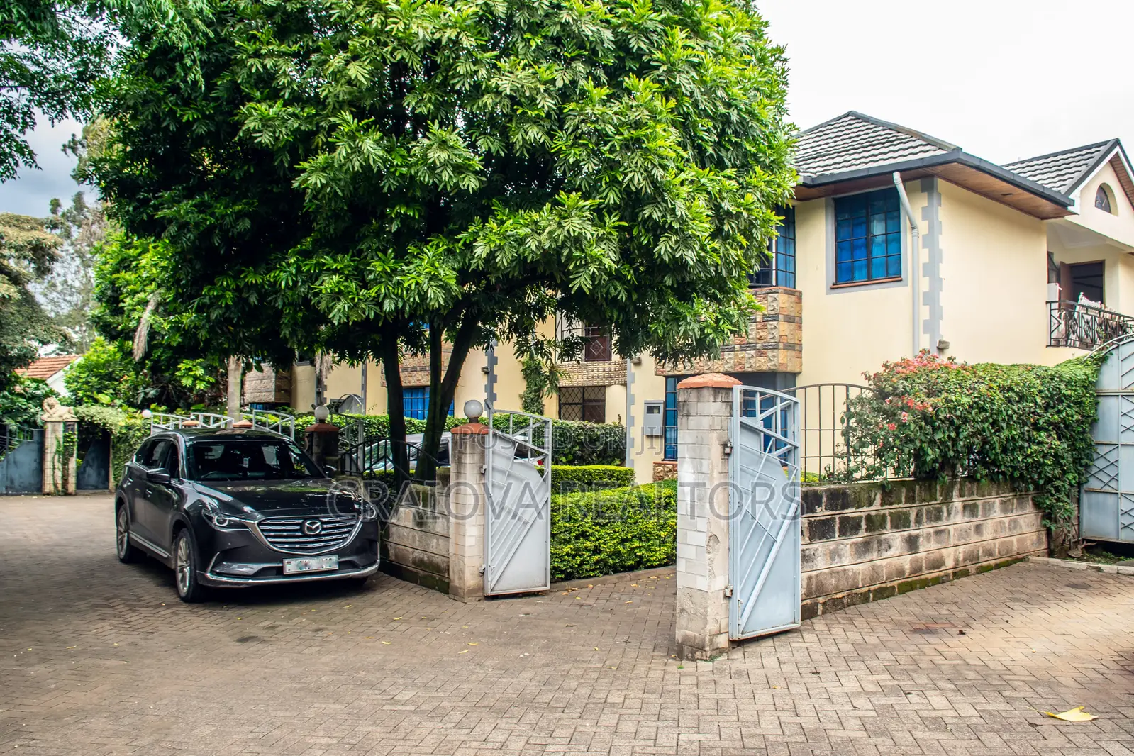 4bdrm Townhouse/Terrace in Maziwa for sale in Maziwa