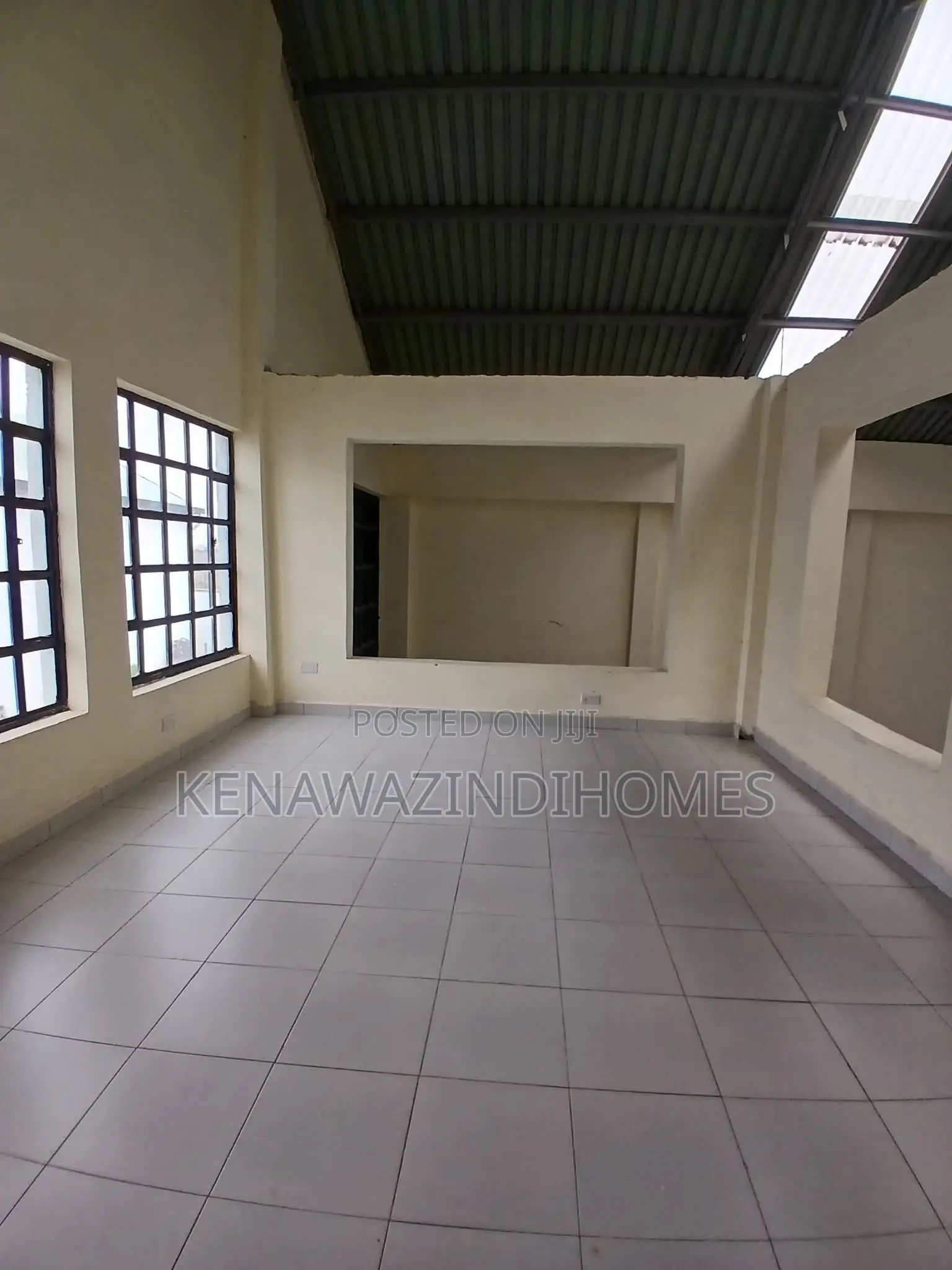 Syokimau Mombasa Road Godowns 4000-SQFT at 150,000/- in Mlolongo