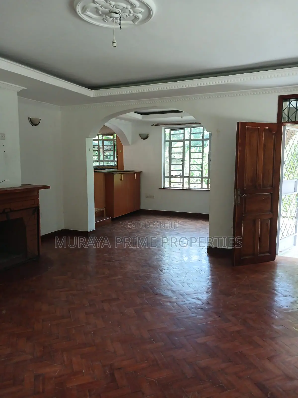 4bdrm Maisonette in Kerarapon for rent in Kerarapon