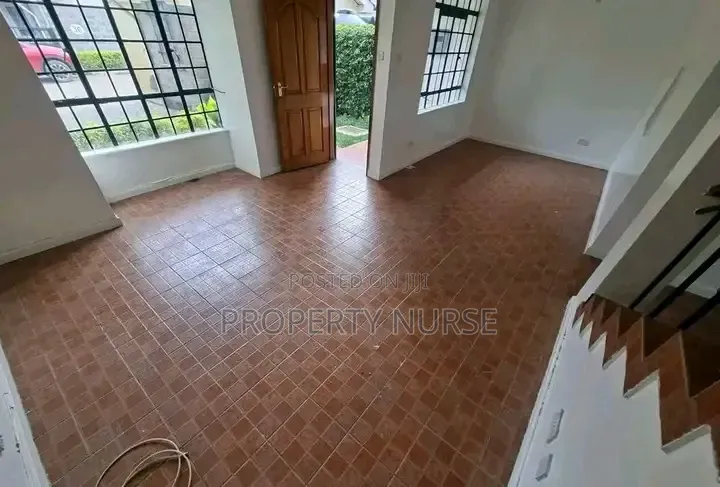 4bdrm Townhouse / Terrace in Gateway Mall Area for rent in Gateway Mall Area