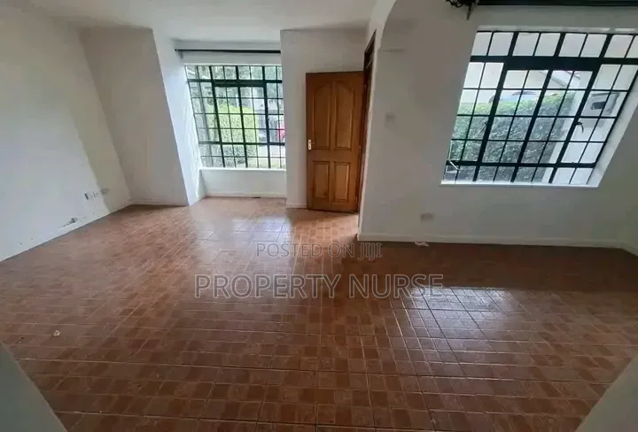 4bdrm Townhouse / Terrace in Gateway Mall Area for rent in Gateway Mall Area