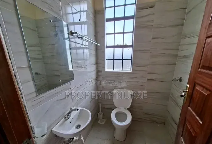 3bdrm Maisonette in Gateway Mall Area for rent in Gateway Mall Area