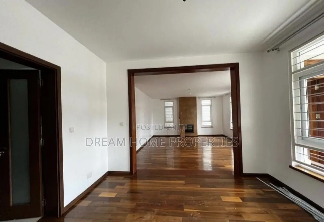 5bdrm Townhouse/Terrace in Lavington for sale in Lavington